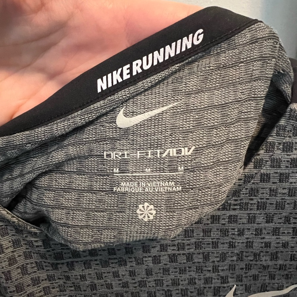 Nike long sleeve running top